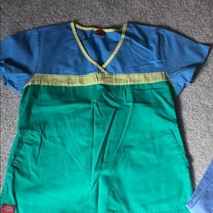 Dickies fashion scrubs. Xs top S bottom